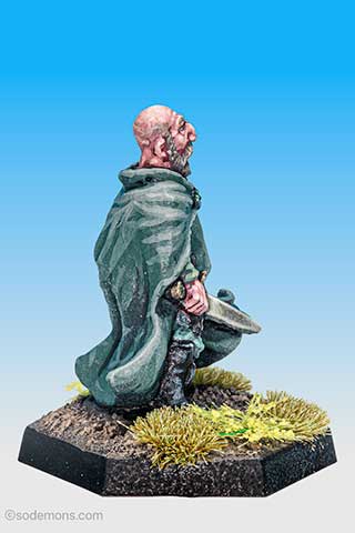 C1-13 Thief in Cloak with Sword