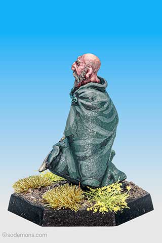 C1-13 Thief in Cloak with Sword