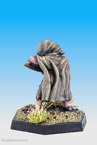 C1-23 Thief with Short Sword