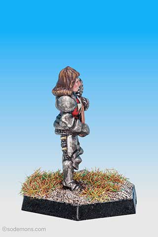 Armoured Female Cleric with 2 Handed Mace