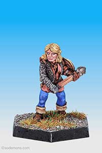 Female Cleric with Mace (FA18v2)