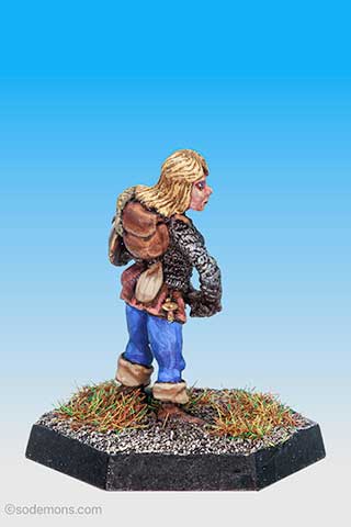 Female Cleric with Mace (FA18v2)