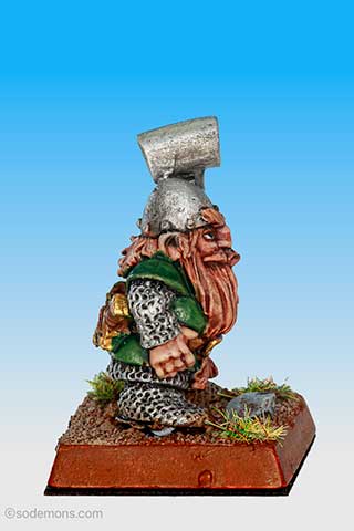 Marauder MM10/13 Dwarf with Hammer