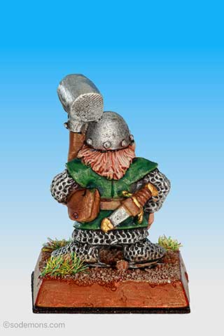 Marauder MM10/13 Dwarf with Hammer