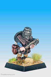 FTD2 Dwarf with Light Crossbow and Sword