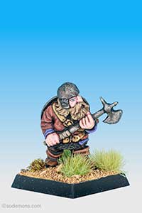 FTD3 Dwarf with Sword and Pole Arm