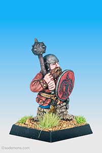 FTD4 Dwarf with Mace and Axe