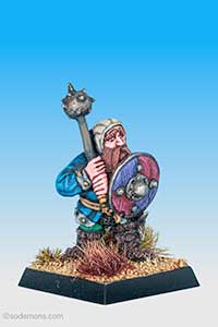 FTD4 Dwarf with Mace and Axe