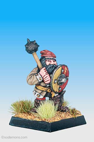 FTD4 Dwarf with Mace and Axe