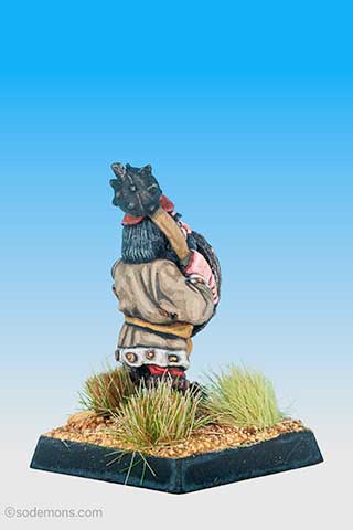 FTD4 Dwarf with Mace and Axe