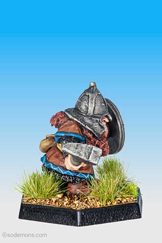 ME33 Dwarf with Hammer