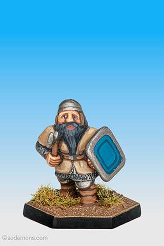 DWF4 - Dwarf with Handaxe