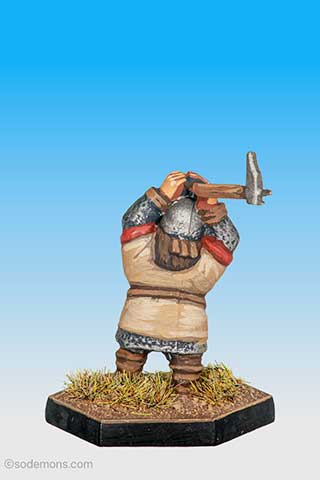 DWF8 - Dwarf Swinging Military Pick