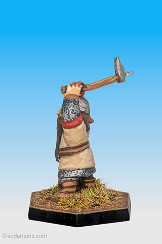 DWF8 - Dwarf Swinging Military Pick