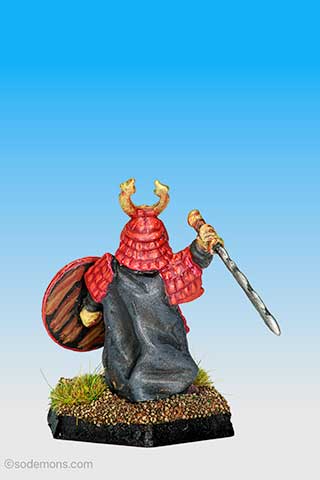 HBG13 Hobgoblin Sub-Chief w. Kris-Bladed Sword