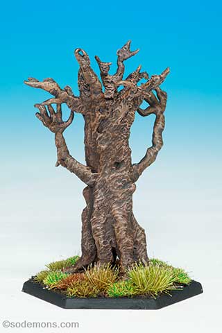 VFW24 Tree with Arms and Face