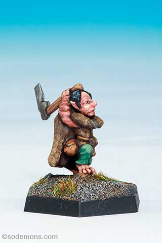 ARD7 Dwarf with Mattock / WG42 Halfling Fighter