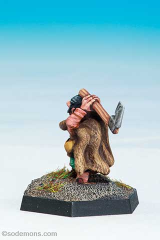 ARD7 Dwarf with Mattock / WG42 Halfling Fighter