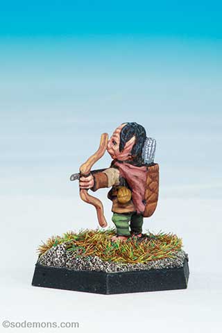 ARD8 Dwarf with Bow / WG42 Halfling Fighter