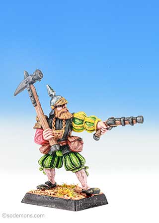 Averlander with Hammer and Pistol