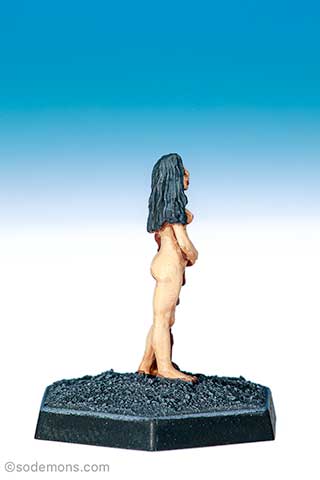 01-092 Servant - Slavegirl