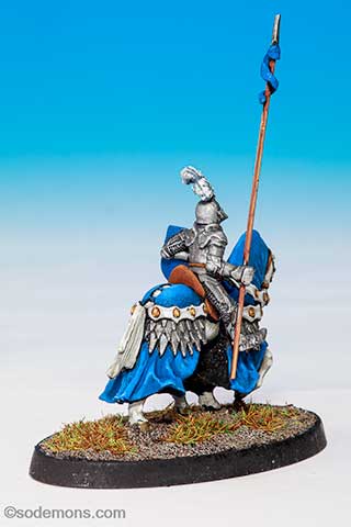 01-112 Paladin, Mounted