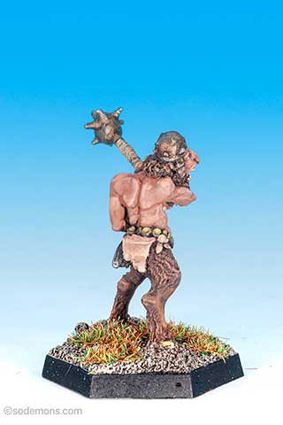 Broo battling with Mace