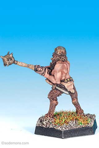 Broo battling with Mace