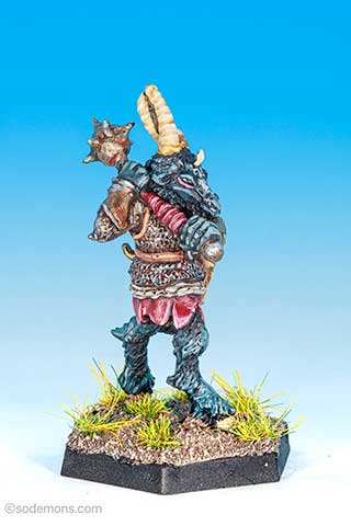 Broo attacking with Mace