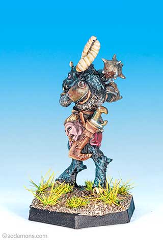 Broo attacking with Mace