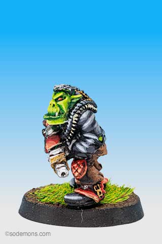 MM20 Orc Boy with Bolt Gun
