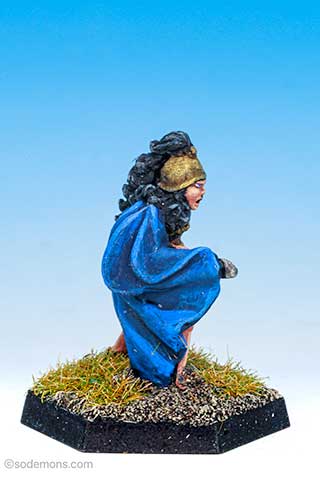 FTF5 Female Warrior with Sword and Cloak