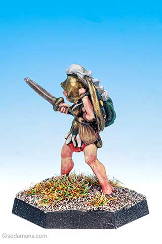 FTF7 Warrior Maiden with Short Sword 