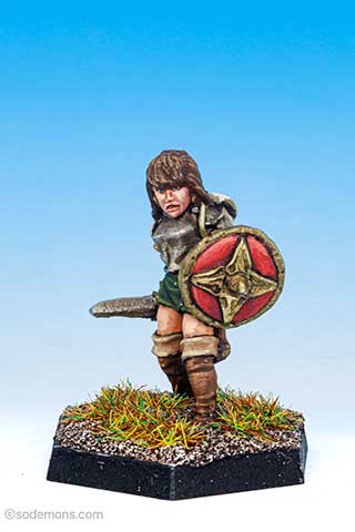 FTF47 Female Fighter with Sword