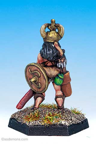 FTF96 Amazon Warrior with Horned Helmet