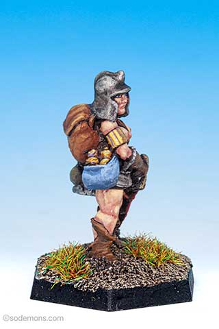 FTF113 Amazon Warrior with Spiked Helmet