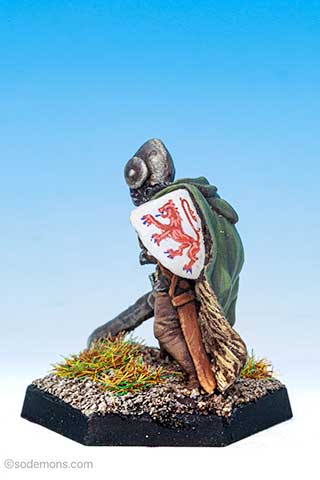 (-27) Female Fighter with Sword and Cloak (FF85d)